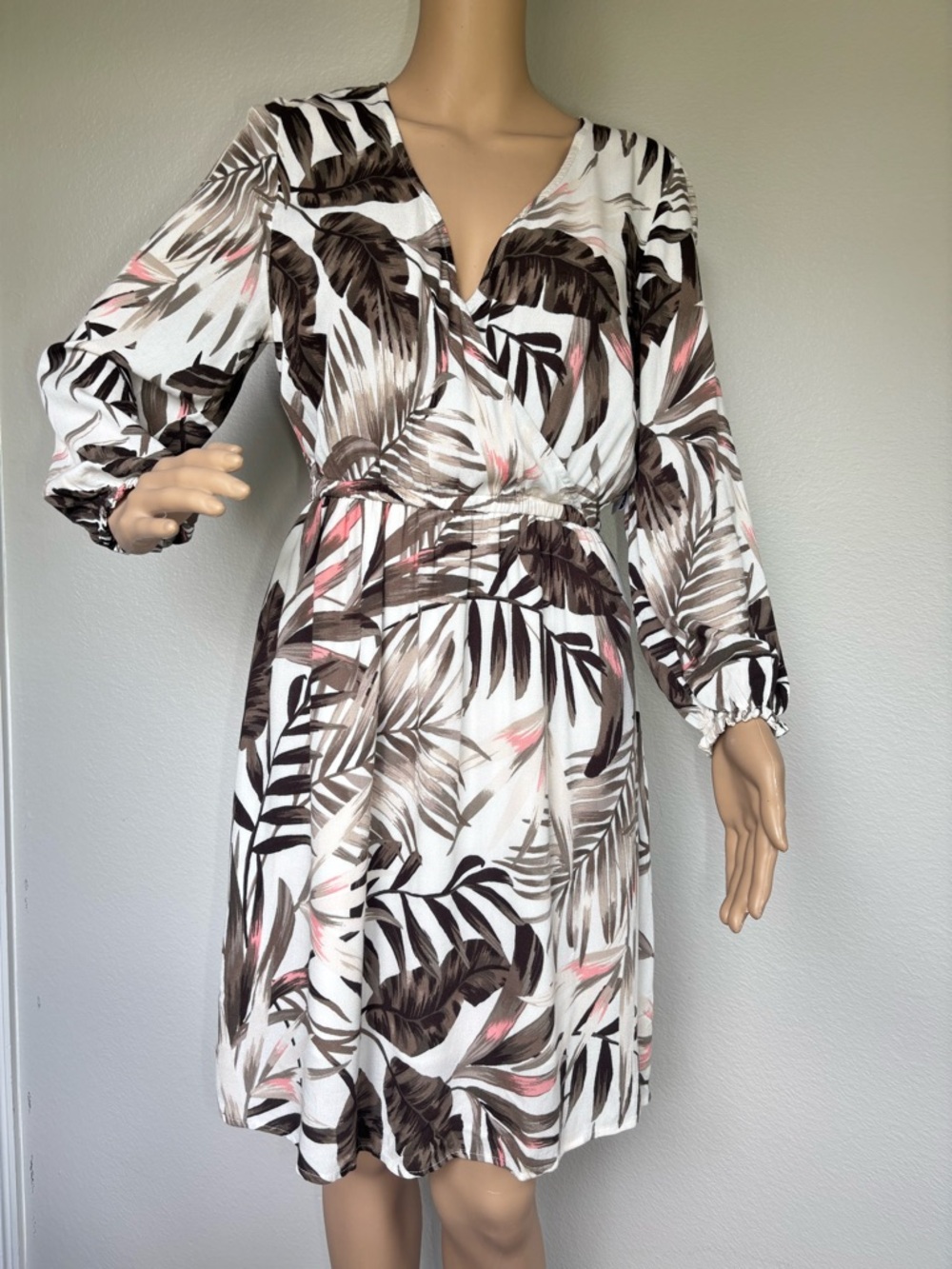 Old Navy White Tropical-Print Long Sleeve Wrap Dress with Brown and Pink Accents - Picture 2 of 16